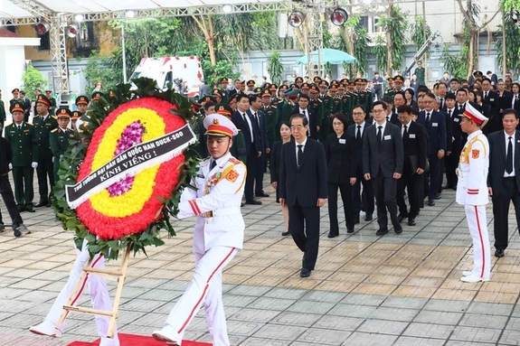한덕수 총리, 응우옌 푸 쫑 베트남 당서기장 장례식 참석